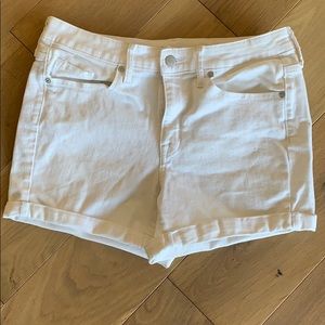 Mossimo white shorts -size 8